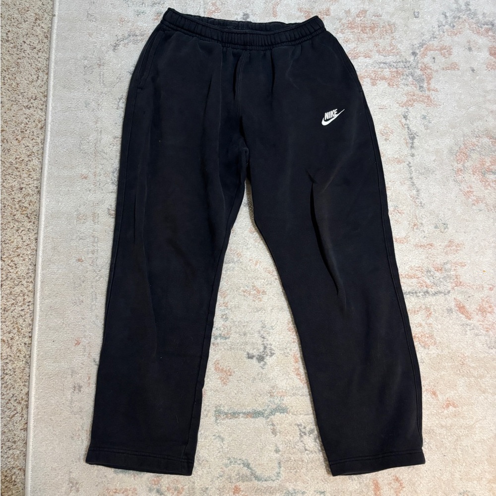 Black Nike sweats